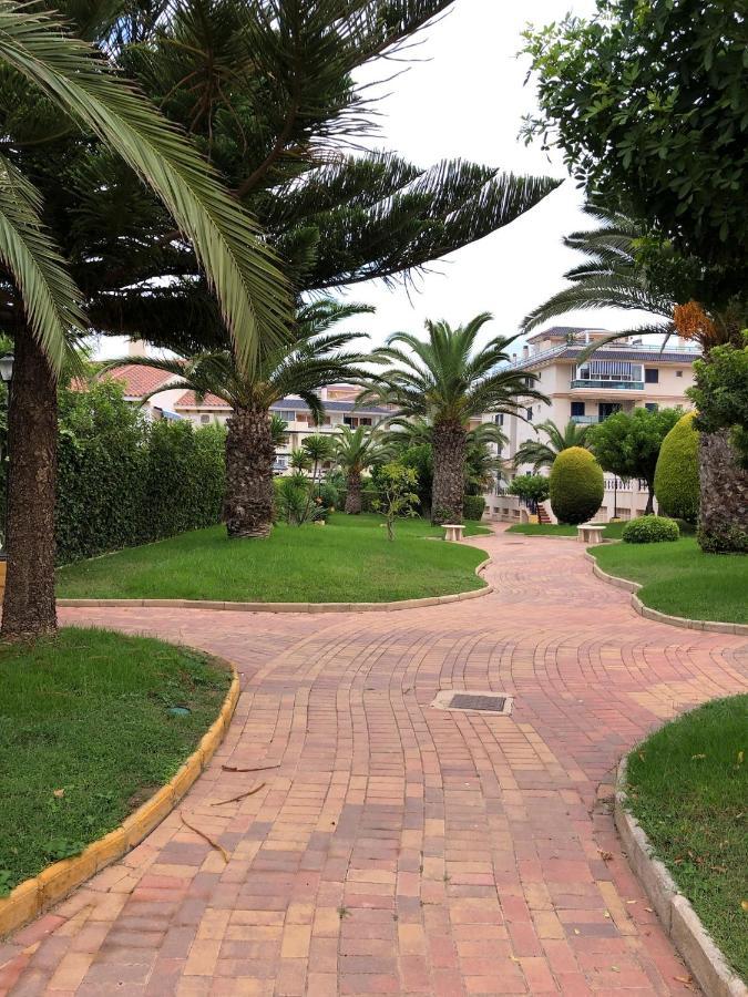 Martas Apartment La Mata  Luaran gambar