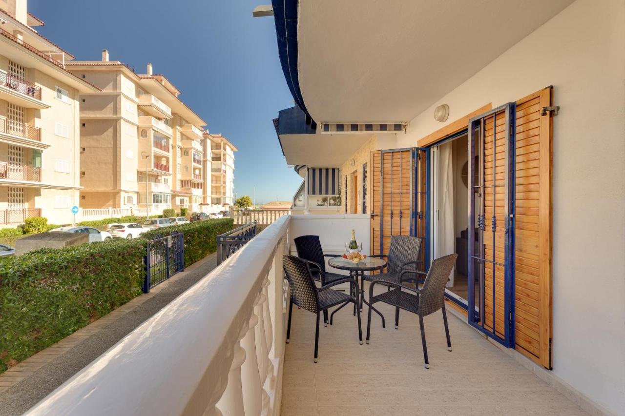 Martas Apartment La Mata  Luaran gambar